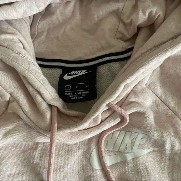 LIGHT PINK WOMENS NIKE HOODIE - Picture 3 of 5